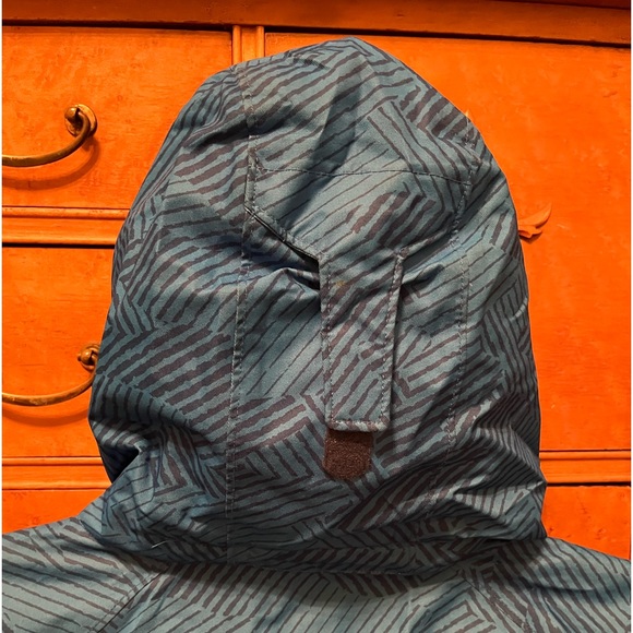 Columbia Sports Company Boys “Omni Heat” Insulated Jacket - Size XL - Picture 4 of 7